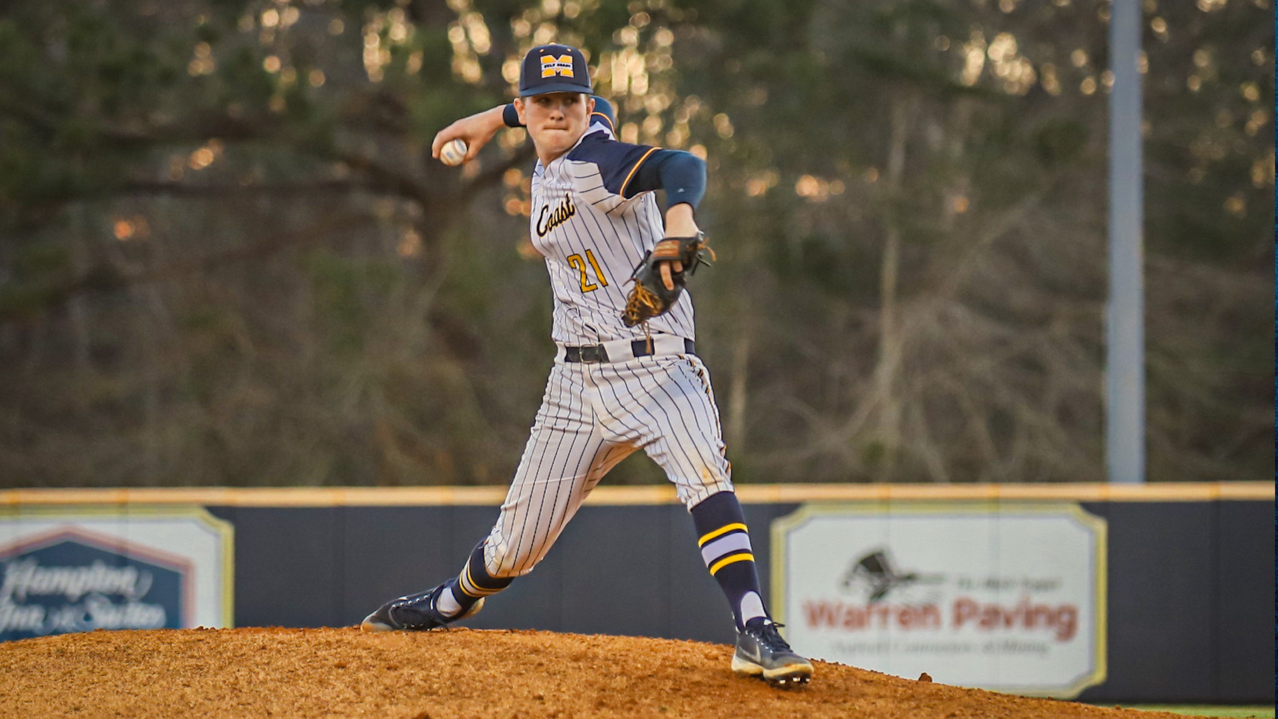 Gulf Coast errors result in split