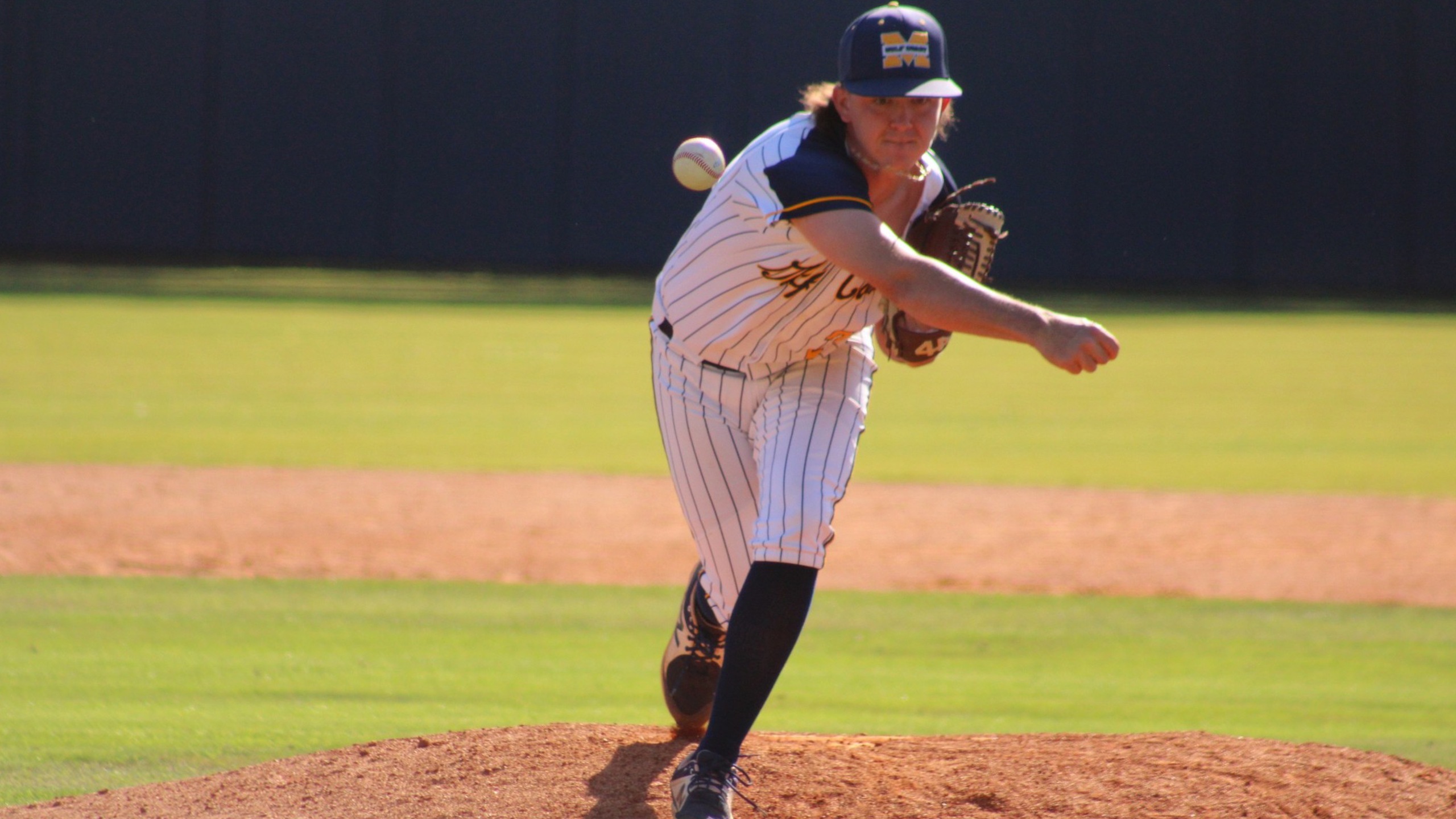 &lsquo;Ultra-competitive&rsquo; Bulldogs get great pitching in split