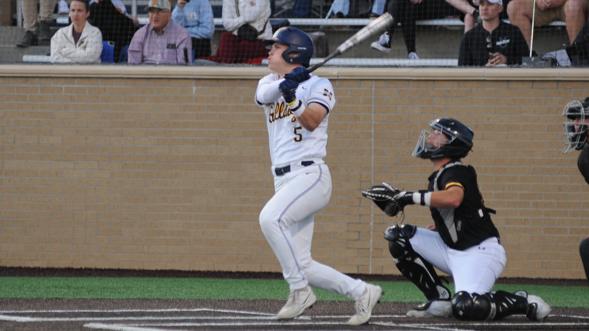 Bulldogs beat No. 12 Jones, No. 5 Pearl River