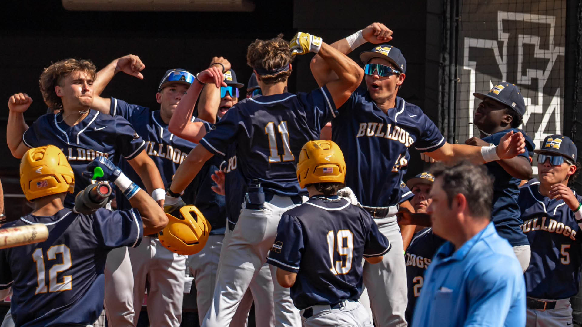 Bulldogs split at EMCC