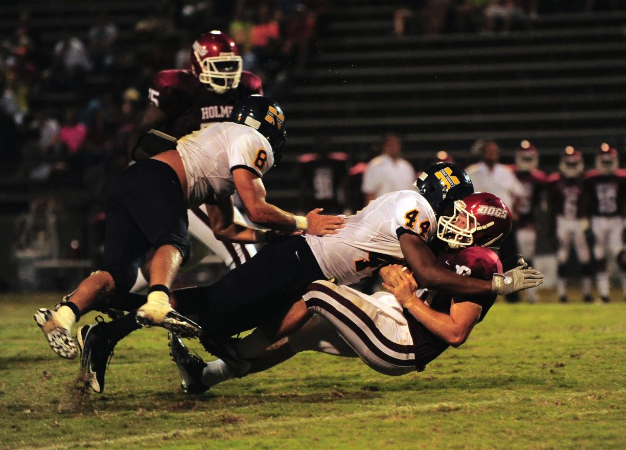 #4 MGCCC runs away from Holmes 46-12