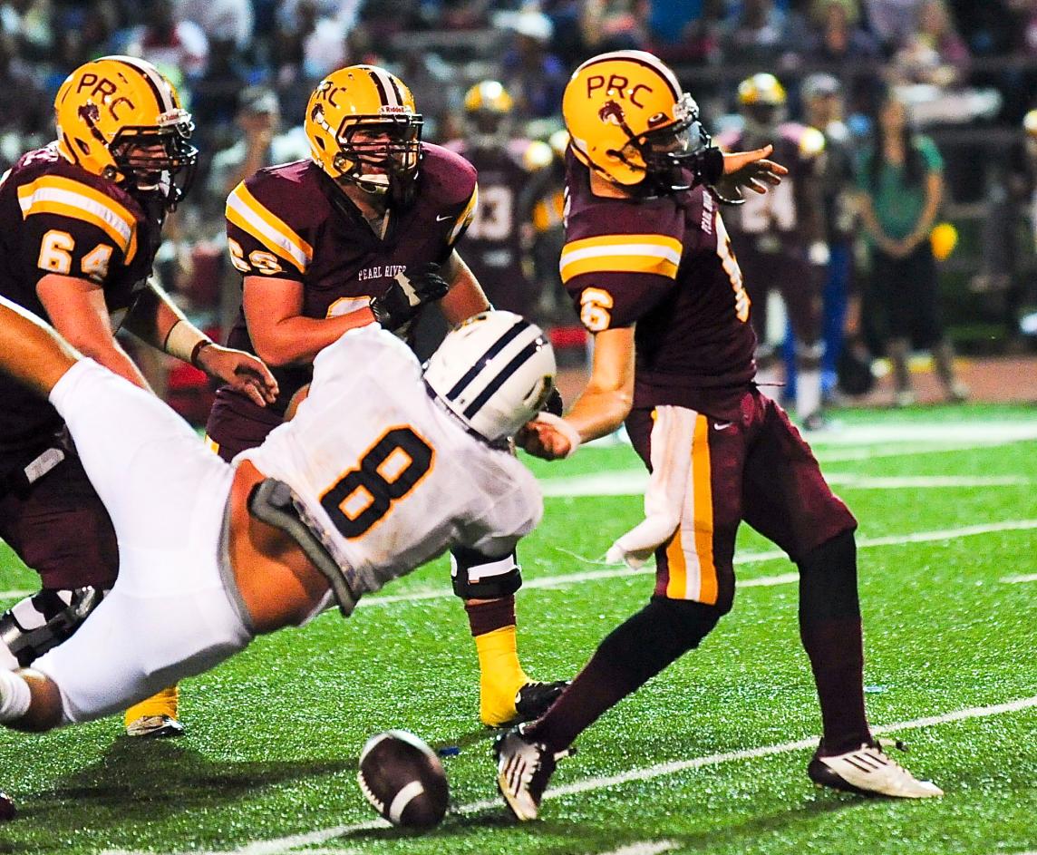 #8 MGCCC mauls Pearl River 34-0