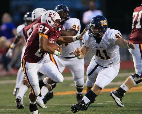 MGCCC DL David Howell (#41) & the Bulldog defense hope to rebound in a big way this week vs. Northeast. (photo courtesy: JUCO WEEKLY)