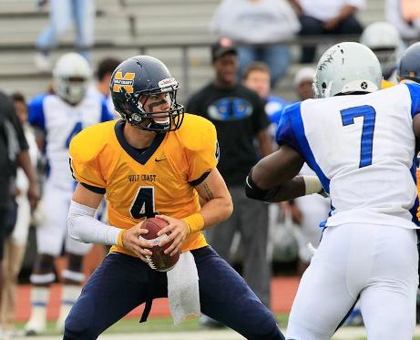 MGCCC QB Colton Kane (#4) & the Bulldog offense hopes to keep up with the Lions Saturday.