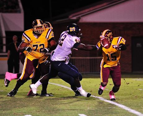 MGCCC'S Tavares Bingham (#42) bears down on Pearl River QB Shaun White Oct. 3.