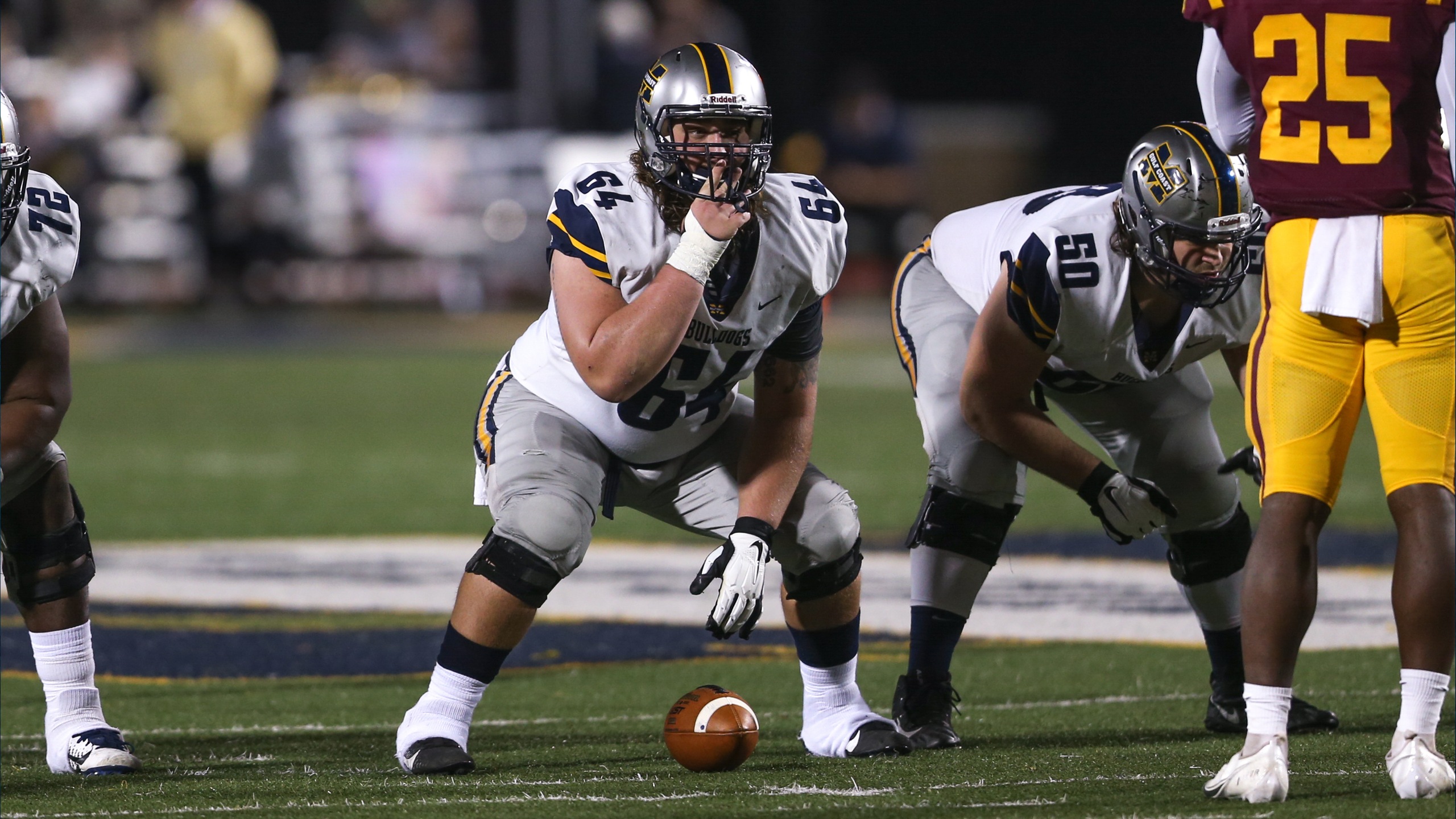 No. 7 Bulldogs quickly gear up for Holmes
