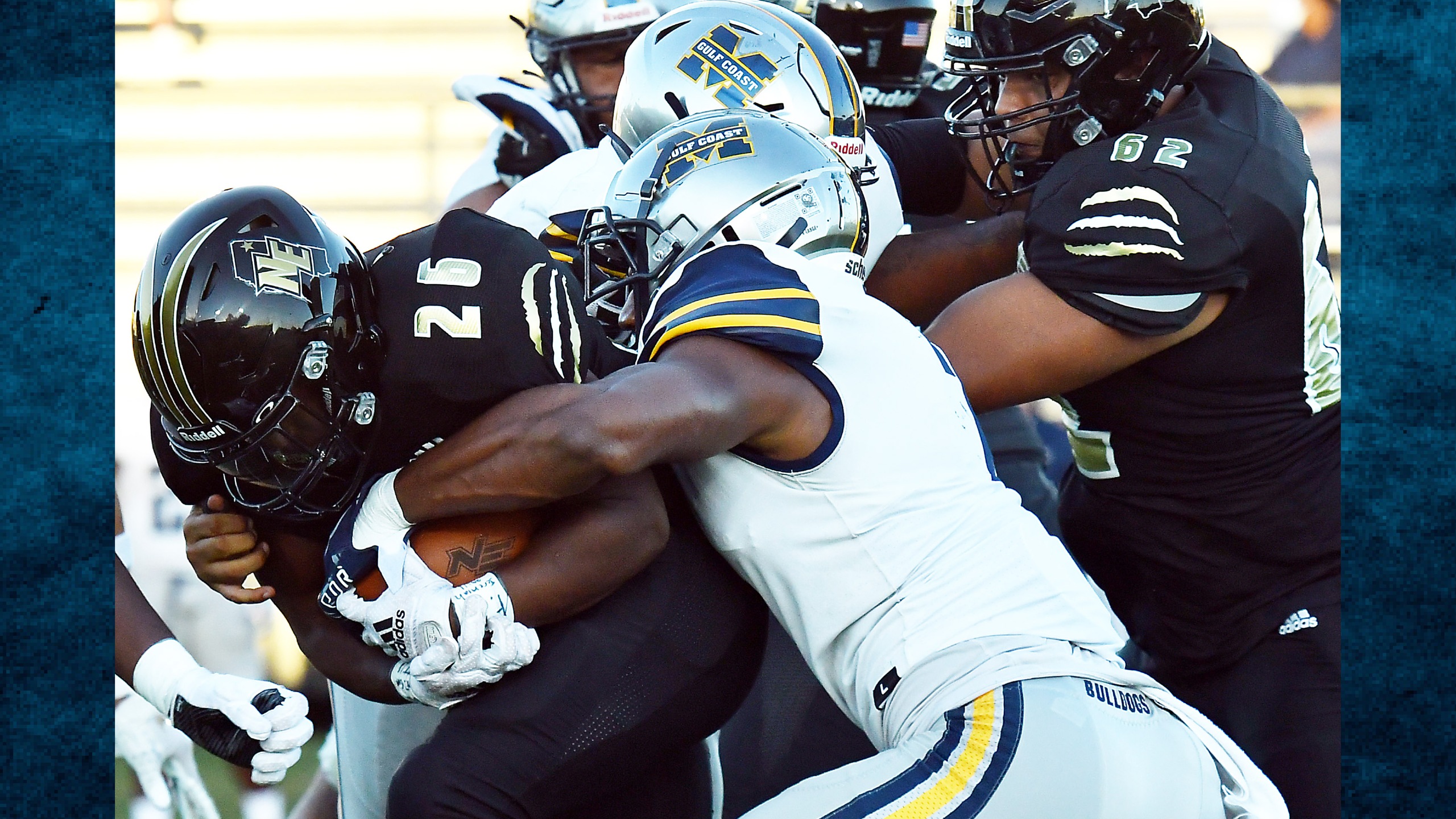 Defense, special teams carry No. 6 Bulldogs