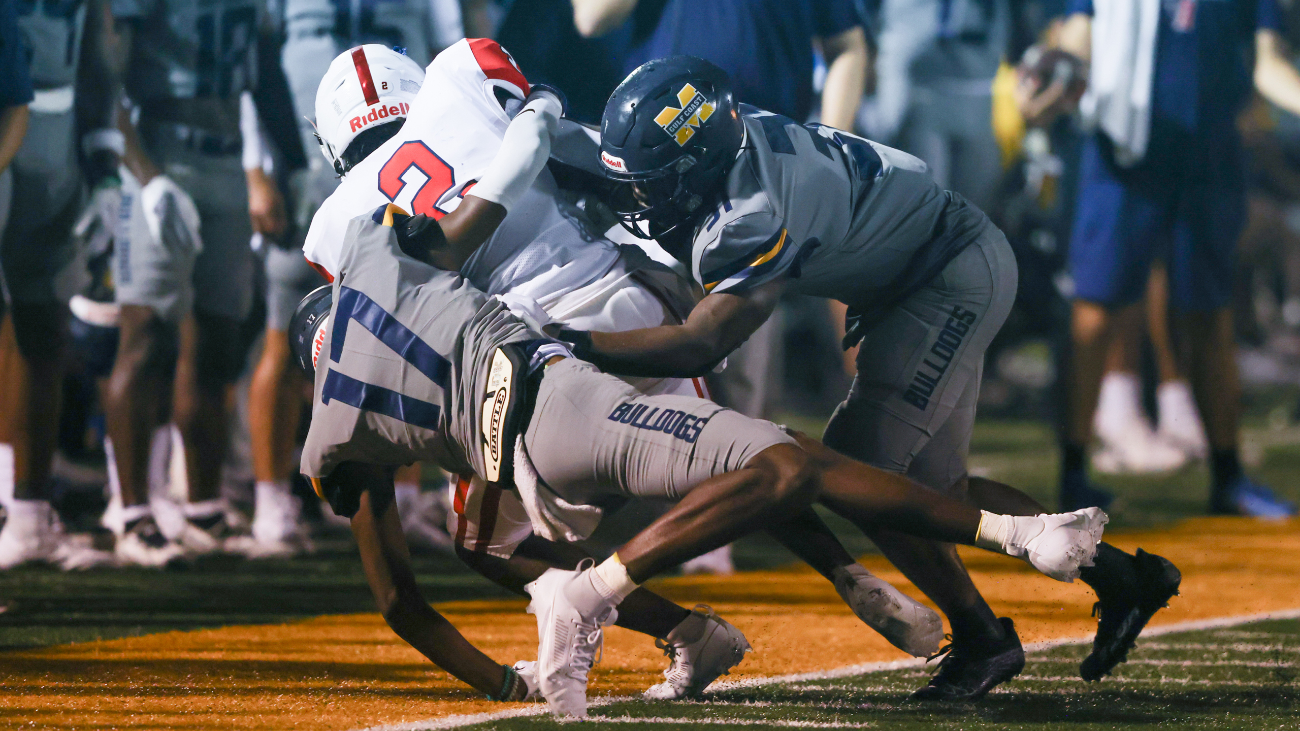 No. 8 Bulldogs beat up on ICC