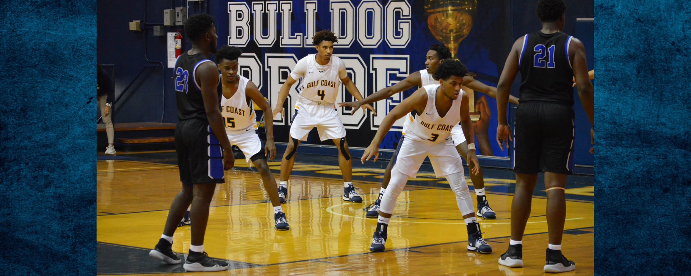 Gulf Coast men 2nd midway through South play