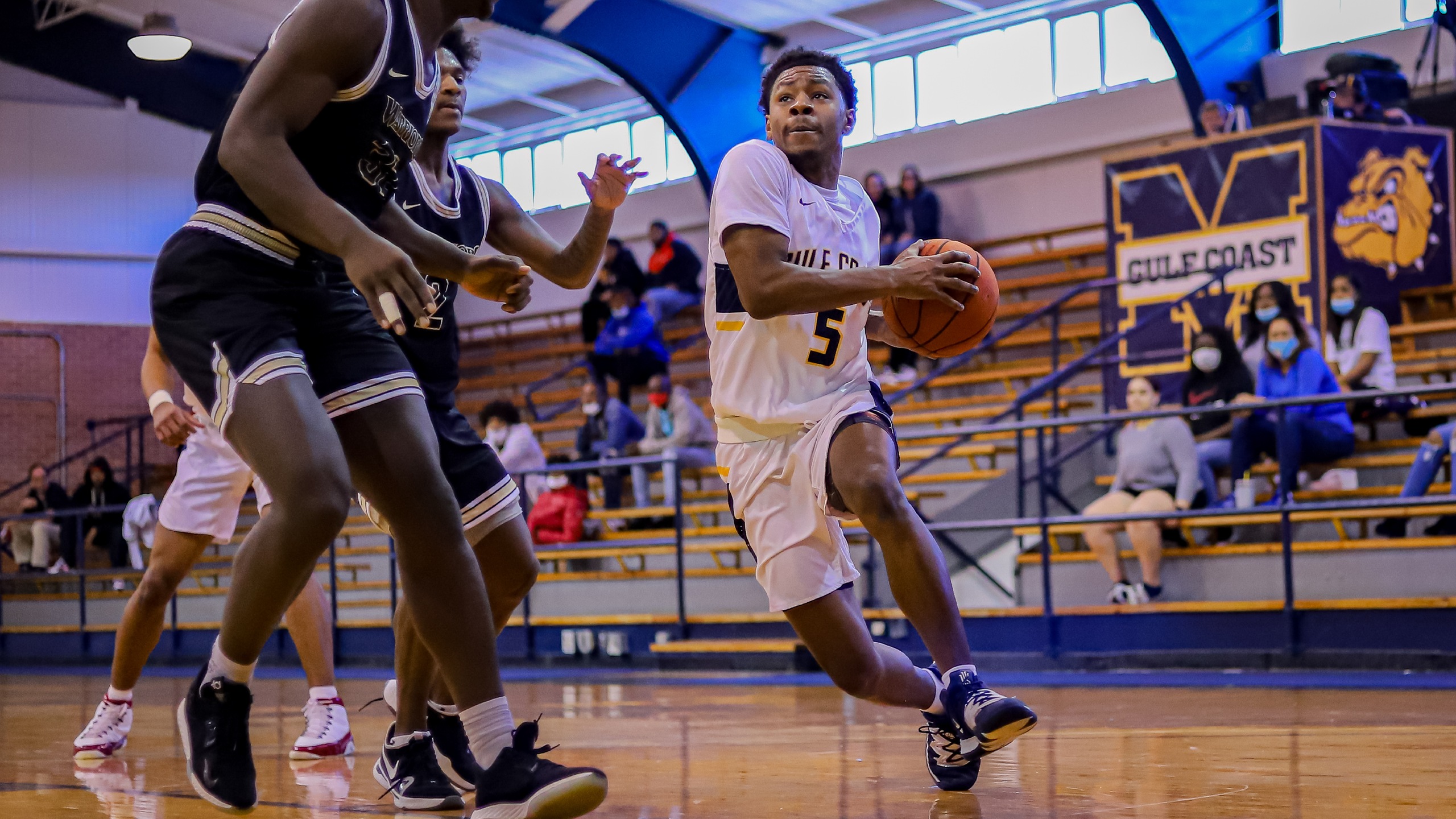 MGCCC men push Hinds to OT