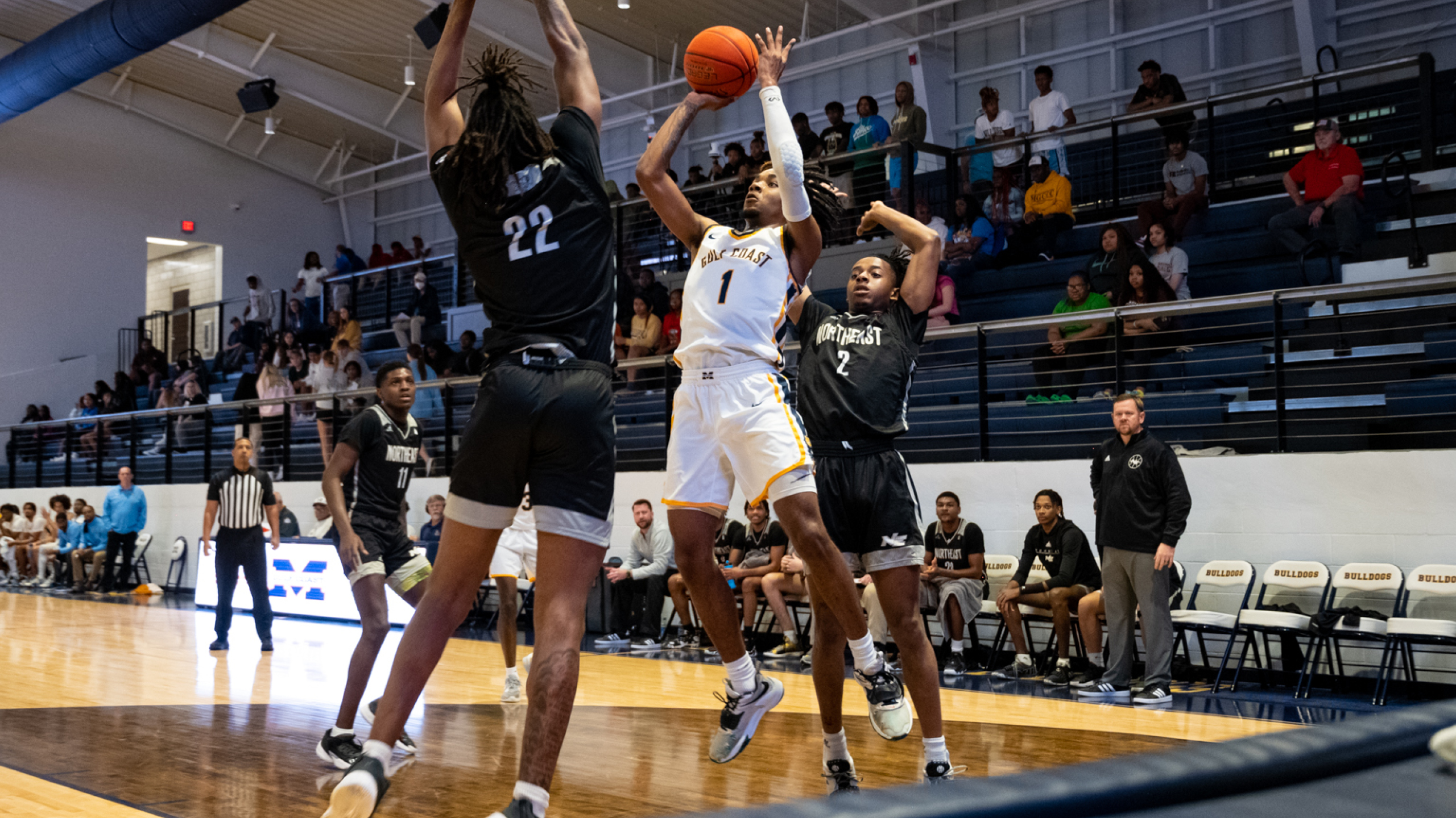 Robinson&rsquo;s last-second shot tames Tigers