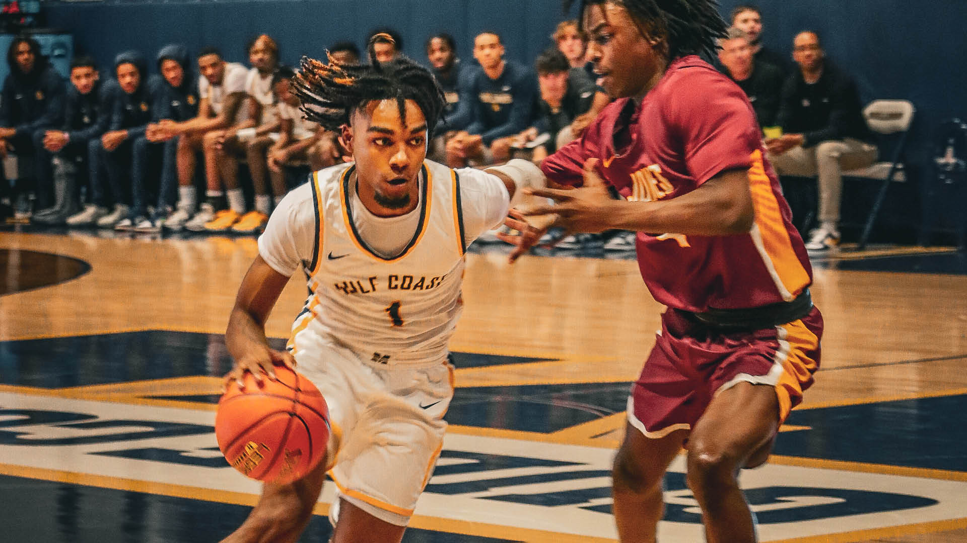 Robinson pours in 21 in another big win