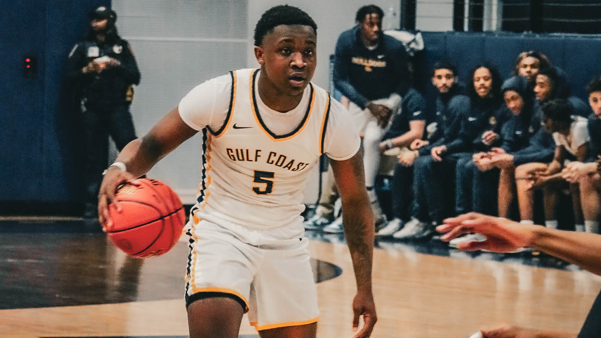 Bulldogs gut out win at Scooba
