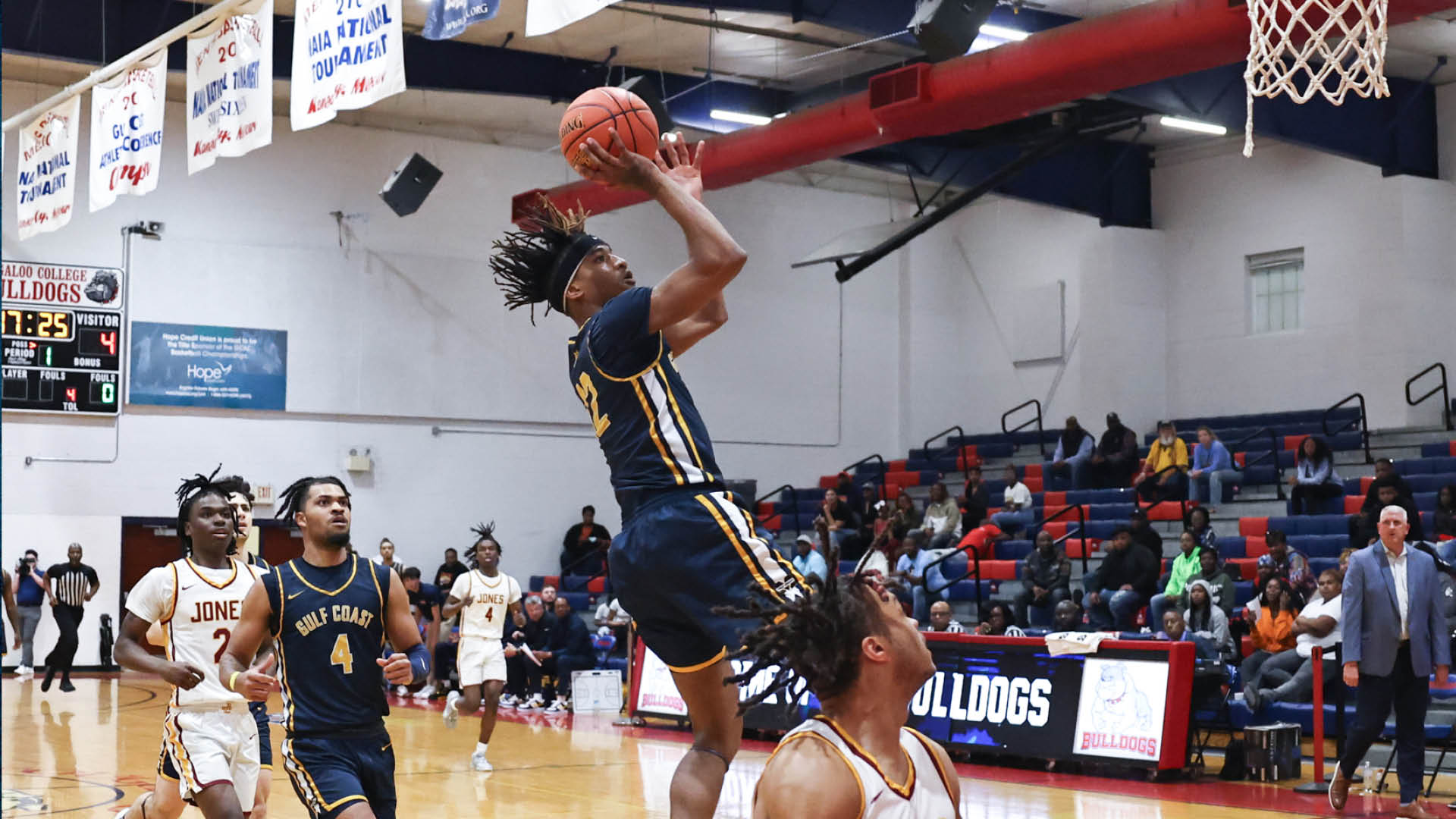 Bulldogs fall just short of title