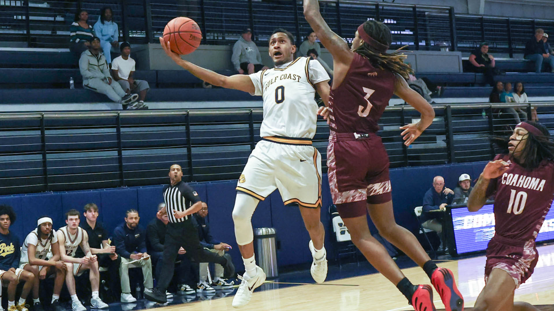 Bulldogs tame Tigers 88-67
