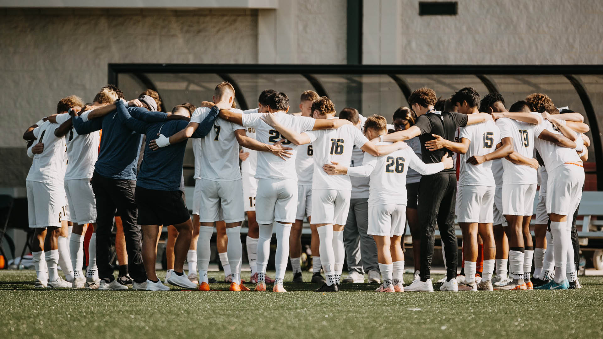 UPDATE: No. 6 Bulldogs lose NJCAA opener