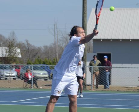 Josh Johnson was one of several winners for the Bulldog men's team.