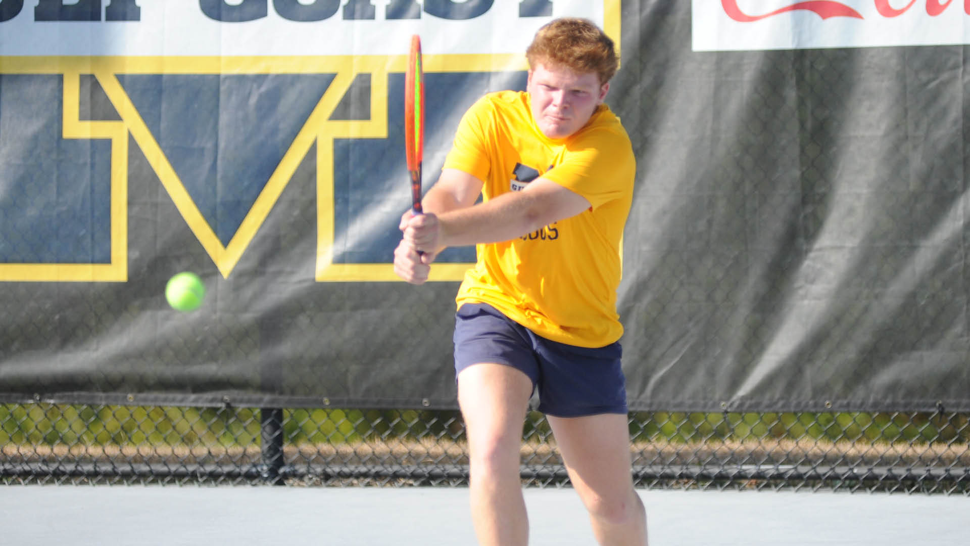 No. 12 Men&rsquo;s Tennis wins 9-0