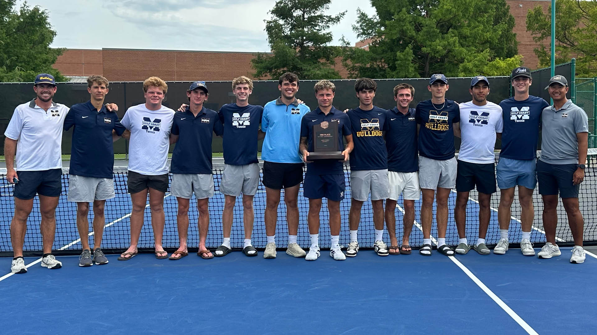 Bulldogs win twice in finals, bring home third