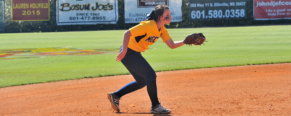 No. 2 Gulf Coast rallies for split at No. 5 JCJC