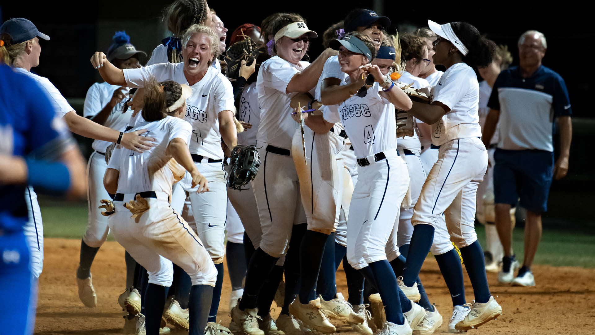 BULLDOGS HEADED TO NJCAAs