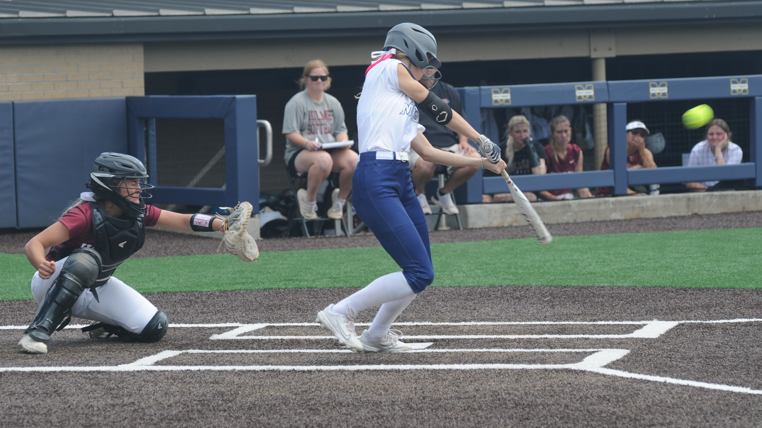 Brannan goes 5-for-5, leads sweep