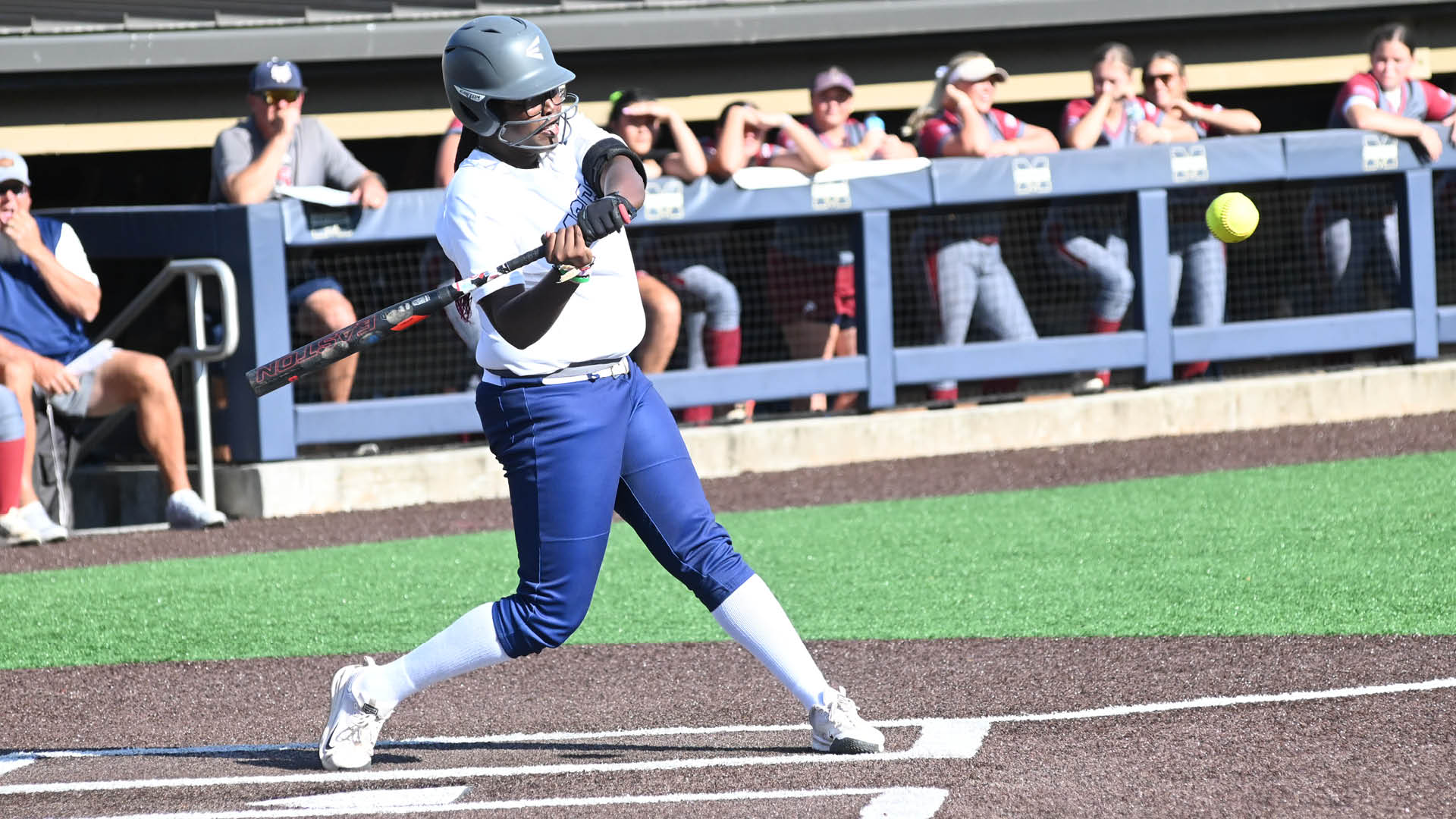 Bulldogs sweep No. 24 SMCC