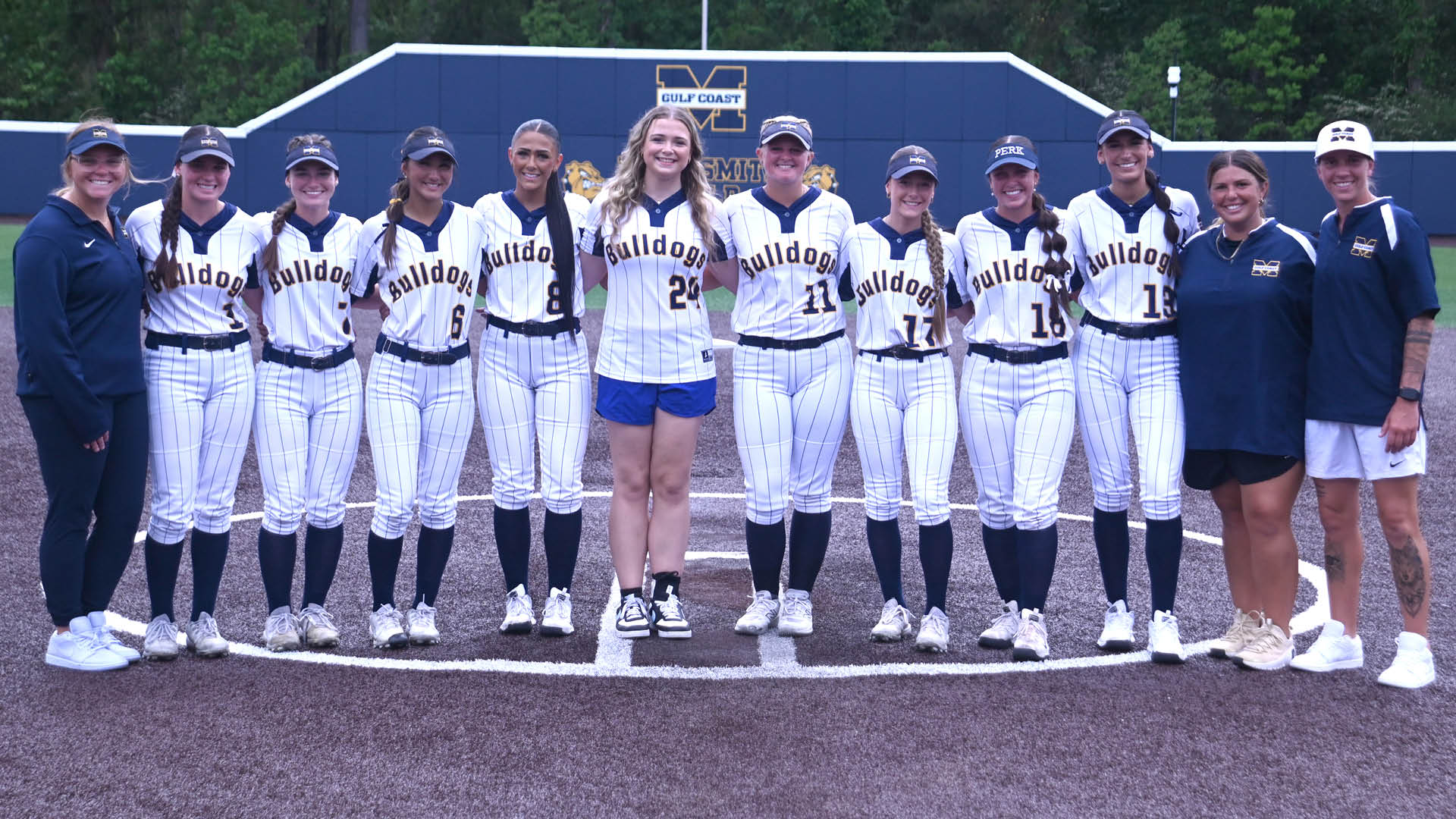 Bulldogs sweep on Sophomore Day