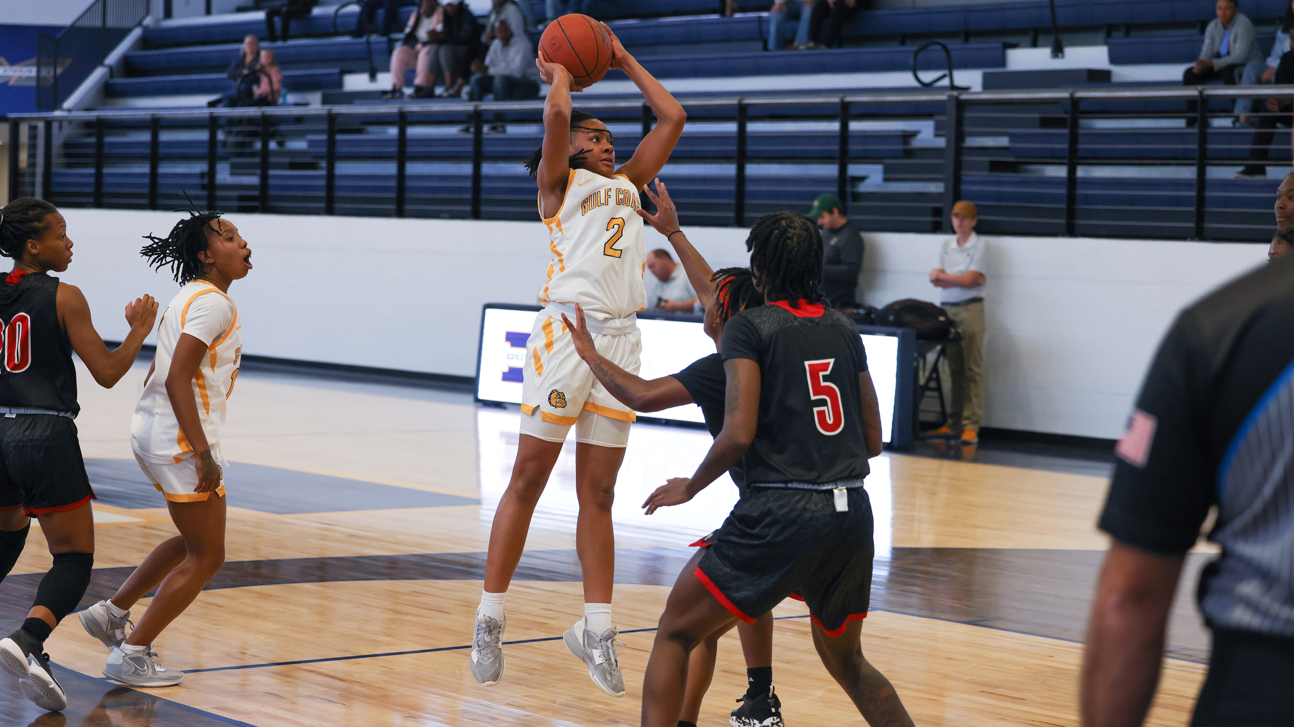 Pensacola State tops Bulldogs