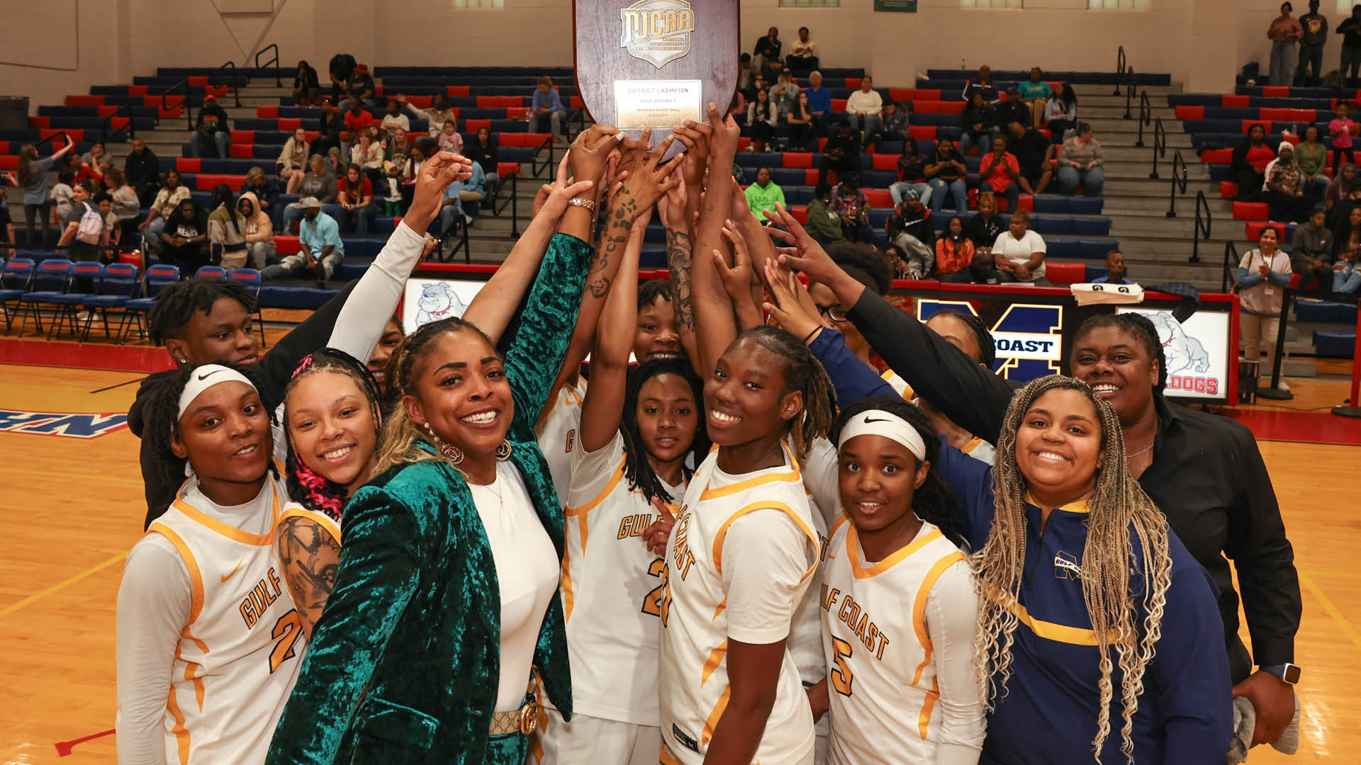 BULLDOGS WIN REGION 23 TITLE