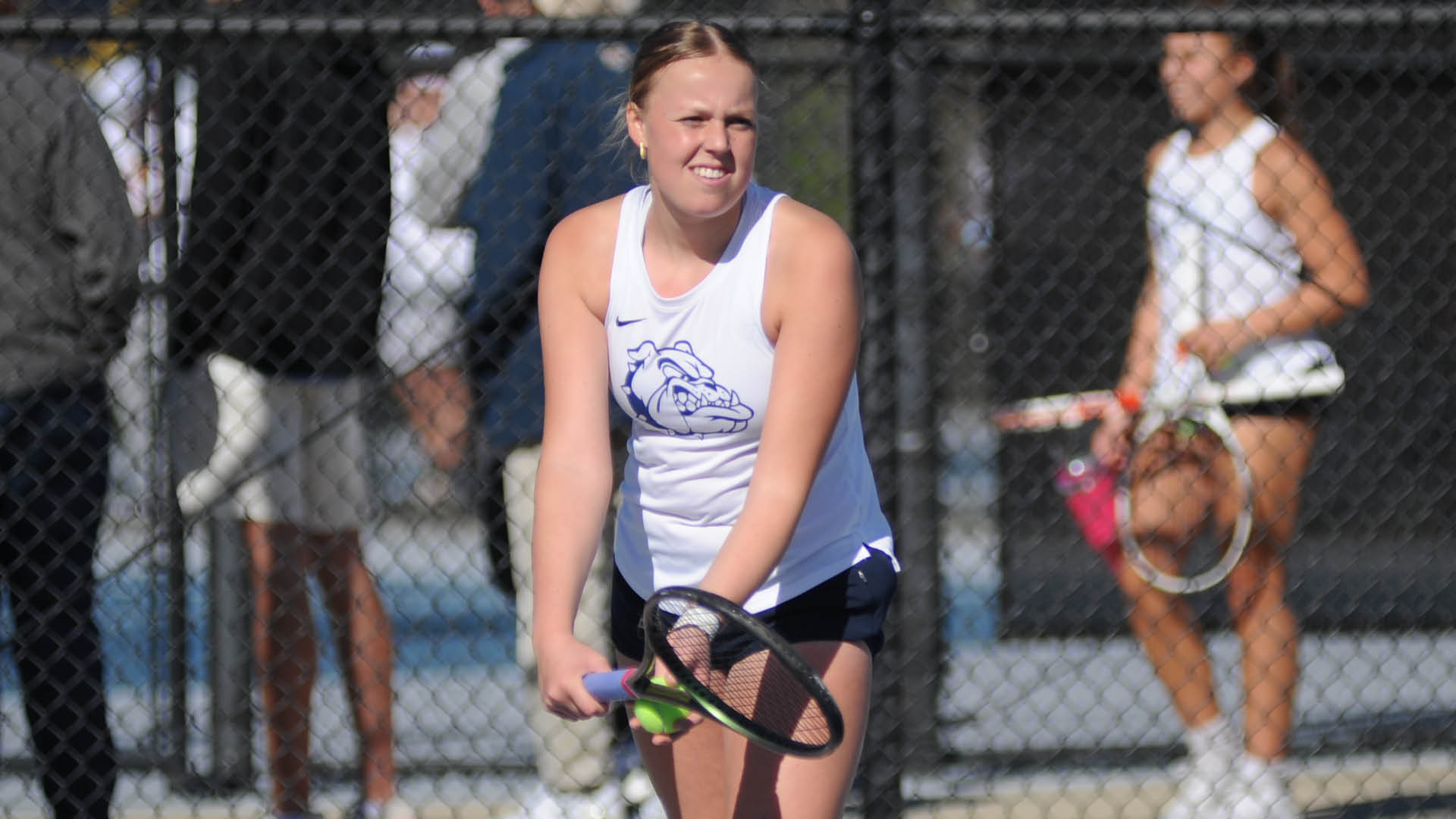 Bulldogs win five courts at NJCAA Tourney
